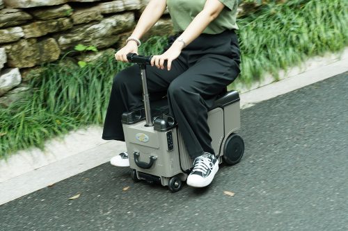 Electric Suitcase Scooter: A Technological Revolution from Factory Floors to Urban Streets